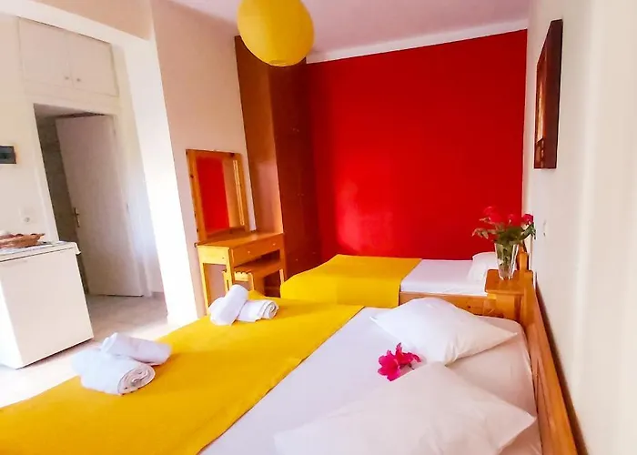 Eleni's * 니키아나